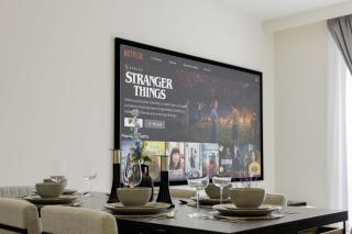 Sleeps 8 Private Cinema World Island Views - Dubai - 9