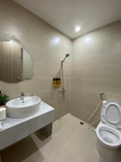 Căn hộ 3 phòng ngủ từ 4-6 người, bể bơi, phòng gym, view thành phố - Thôn Văn Dương - 8