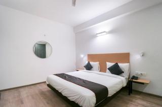 Townhouse Noida Sector 71 Near ISKCON Temple Noida - Indirapuram - 9