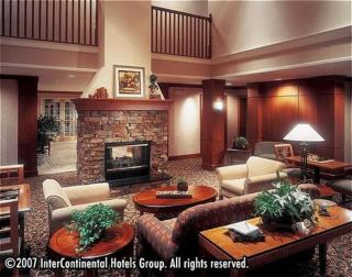 Staybridge Suites Oakville Burlington by IHG - Oakville - 6