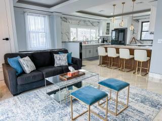 Renovated 3b, 2ba, Skyline View, Laundry, Cen Air - Boston - 8