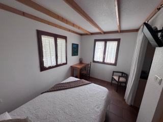 La Cerca Del Alcornoque - Casas de Belvis - 8