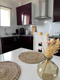 Appartement cosy à 2 pas de la mer, idéal familles - 1