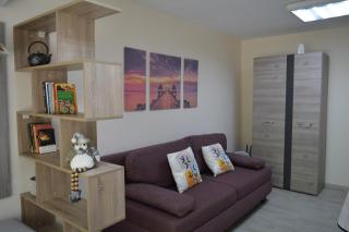 City Center Apartment with a Backyard - 2