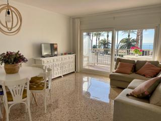 Marina Salou Apartments 104 - 0