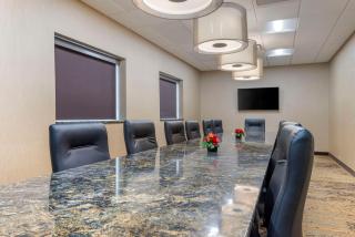 Best Western Plus Ramkota Hotel - Sioux Falls - 2