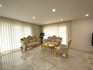 Luxury villa surrounded by nature and beach - Amora - 3