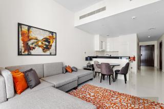 WelHome - Charming Breathtaking 1BR Apt. In Damac Hills - Dubai - 3