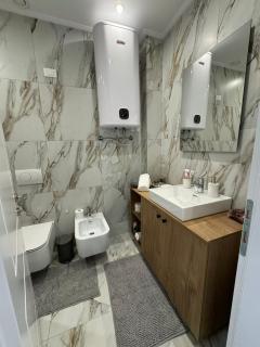 Lake View Apartament - Tirana - 4