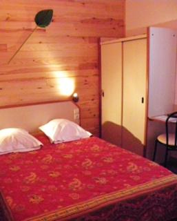 Hôtel La Croix de Malte - 3