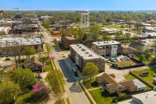 The Oz Lounge-1 Block to DT- MTB - Bentonville - 9