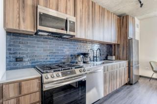 Blueground West Loop roof gym grills nr Park CHI-1057 - Chicago - 4