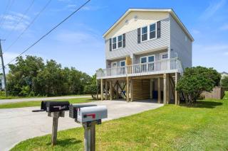 Shore Break at CB - 1 Block to Beach Access - Carolina Beach - 5