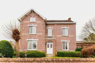 Beautiful mansion with swimming pool and jacuzzi - Bilzen - 0