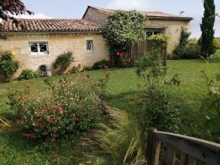 Place des Amis, un été à la campagne - Saint-Gervais - 5