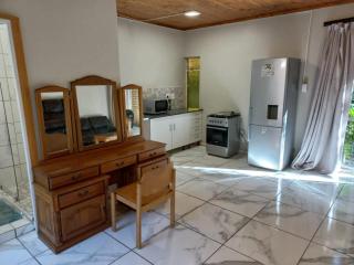 Eden Garden Cottage - 1