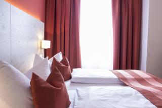 Hotel Schlee - Hohenschäftlarn - 1