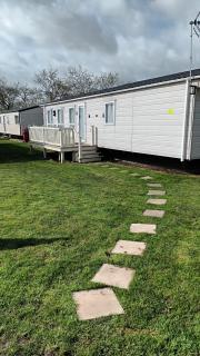 3 Bedroom caravan St osyth beach holiday park with free WiFi and parking - 9