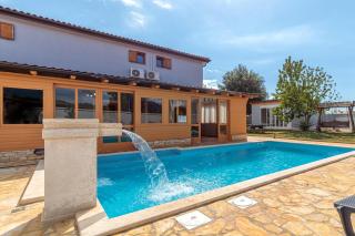 Pool & Fun House Betiga 1 with gym - Happy Rentals - Fažana - 9
