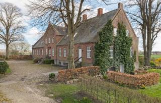 7 Bedroom Awesome Home In Rønde - Rønde - 8