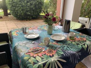 T2 Climatisé Avec Piscine, Wifi, Terrasse et Jardin au Port de Hyères - FR-1-335-194 - Hyères - 0