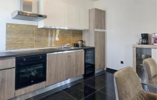 Lovely Apartment In Kucice With Wifi - Kučiće - 2