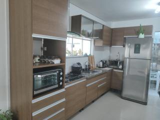 Casa TOP - praia do Campeche - 2 quartos com ar condicionado - 1 gb Wi-Fi - perto do aeroporto - 6