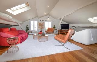 Beautiful Apartment In Bastia - 9