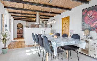 5 Bedroom Gorgeous Home In Thyholm - Thyholm - 4