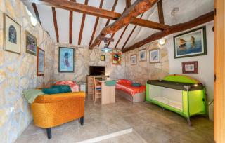 Gorgeous Home In Benkovac - Benkovac - 6