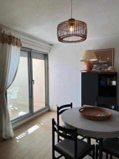 quartier la corniche 2 chambres parking - 1