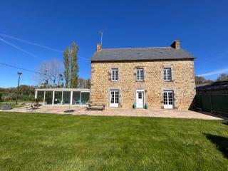 Gîte Rosalie, piscine couverte chauffée - Au bord de l'eau Conciergerie - Plouagat - 9