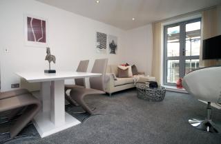 2BR Near City centre - Bristol - 2