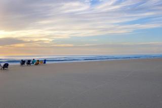 Direct Oceanfront, 2nd floor view feels like you - New Smyrna Beach - 6