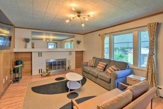 Parkstrip Place, Pet Friendly Downtown Home - 0