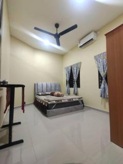 Homestay Gerbang Desa Seri Iskandar - Seri Iskandar - 3