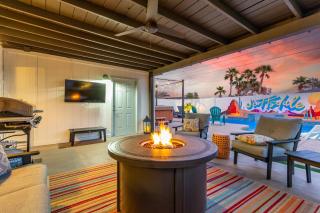 Modern SW Family Retreat-Pool-Hot Tub-Firepit - Scottsdale - 9
