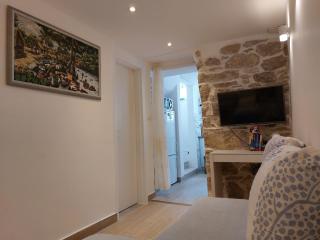 2024 Newly Renovated Apt-5 min Walk to Split Old Town - Split - 2