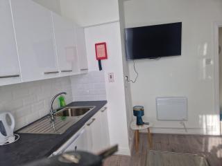Inviting 1-Bed Apartment in Cork - Cork - 3