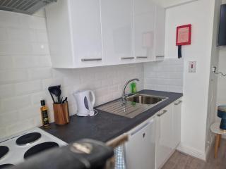 Inviting 1-Bed Apartment in Cork - Cork - 2