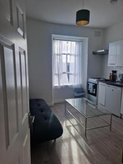 Inviting 1-Bed Apartment in Cork - Cork - 6