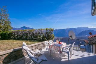Chalet Cademario - Happy Rentals - 2