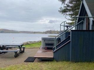 Dundonald Landing Lochside Studio - 5