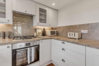 Honeysuckle Cottage - Hot Tub Packages Available - 1