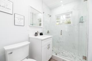 The Hibiscus Hideaway 2 - 5