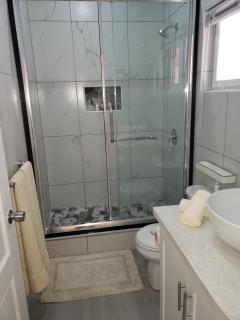 JEMMROSE SUITES - Choc - 3