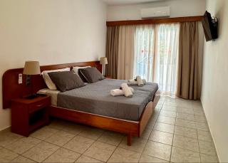 Summerscape Studios and Apartments - Corfu - 4