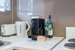 Compact Charm - Cosy 2Bed Unit - Wayville - 4
