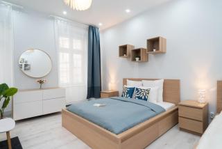 New spacious apartment at superb location - Budapest - 0