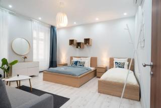 New spacious apartment at superb location - Budapest - 2